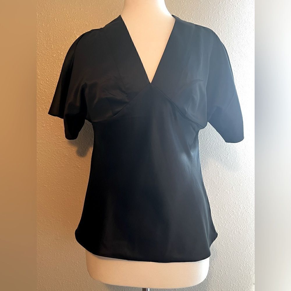 NWT New York & Company black satin like v neck blouse